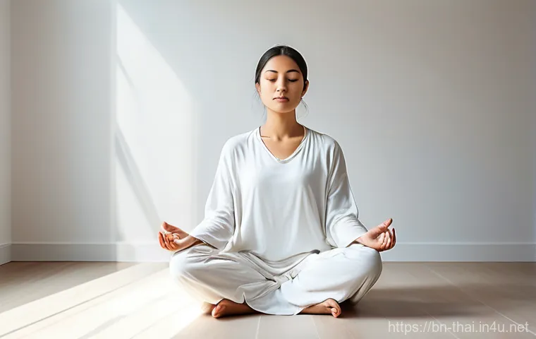 태국의 전통 명상법 - **"A serene individual, dressed in loose, modest, comfortable attire, meditates peacefully in a soft...