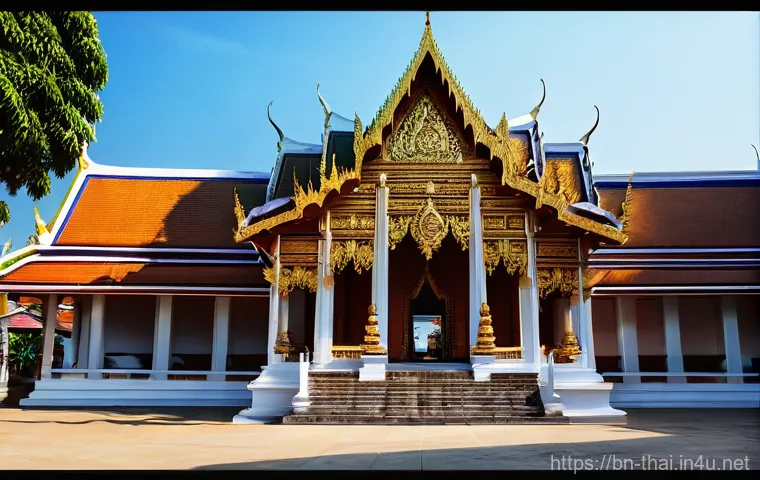 태국에서 여행할 때 주의점 - Here are three image generation prompts in English, following your guidelines: